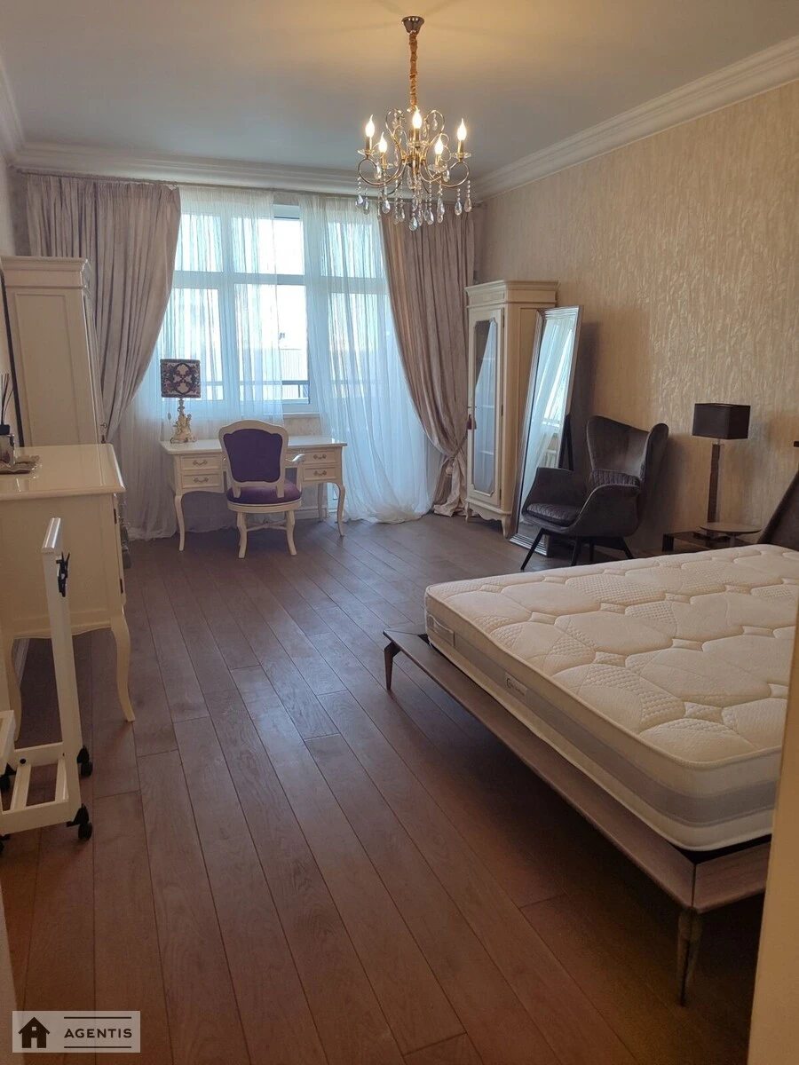 Apartment for rent 1 room, 90 m², 6th fl./9 floors. 35, Spaska 35, Kyiv. 