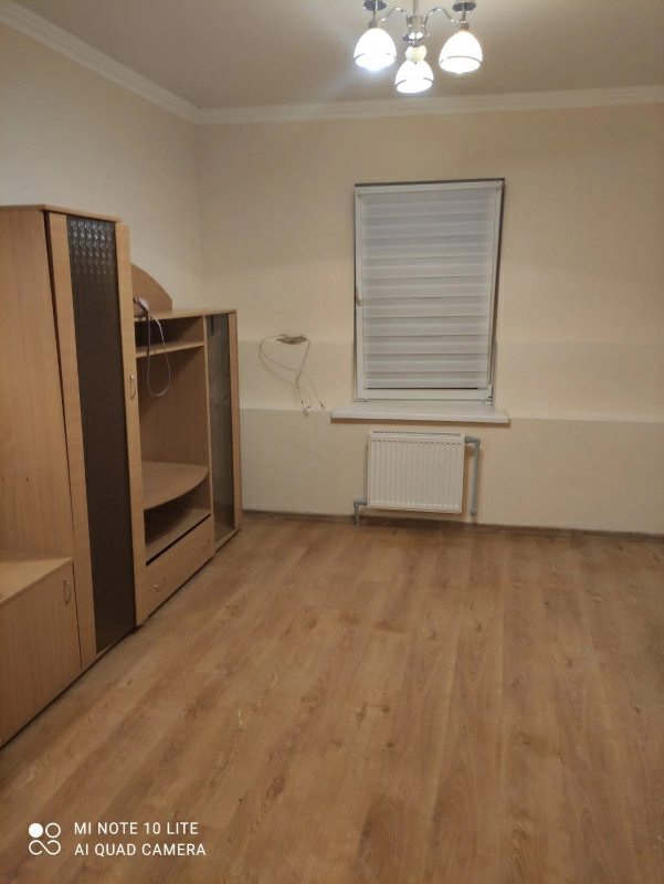 Apartment for rent. 1 room, 25 m², 2nd floor/2 floors. 84, Mechnykova, Odesa. 