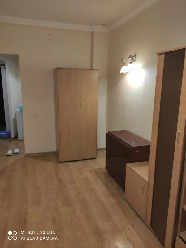 Сдам квартиру. 1 room, 25 m², 2nd floor/2 floors. 84, Мечникова, Одесса. 