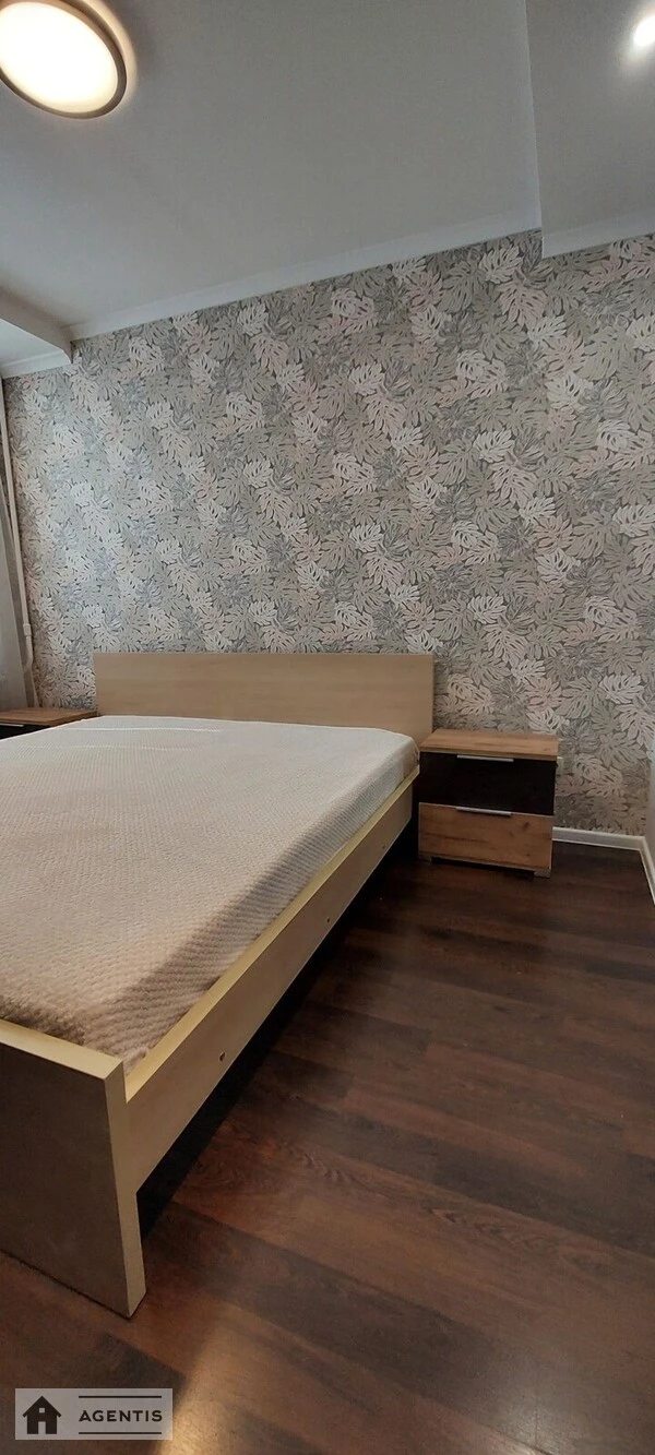 Сдам квартиру 2 комнаты, 45 m², 16 эт./16 этажей. 30, Митрополита Василя Липківського вул. (Урицького), Киев. 