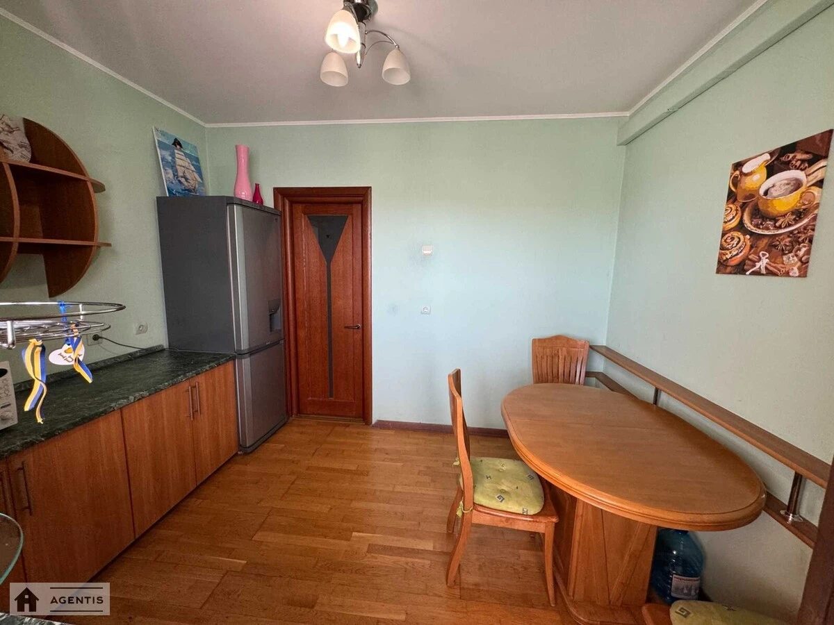 Здам квартиру 2 кімнати, 55 m², 7 пов./16 поверхів. 1, Леся Курбаса 1, Київ. 