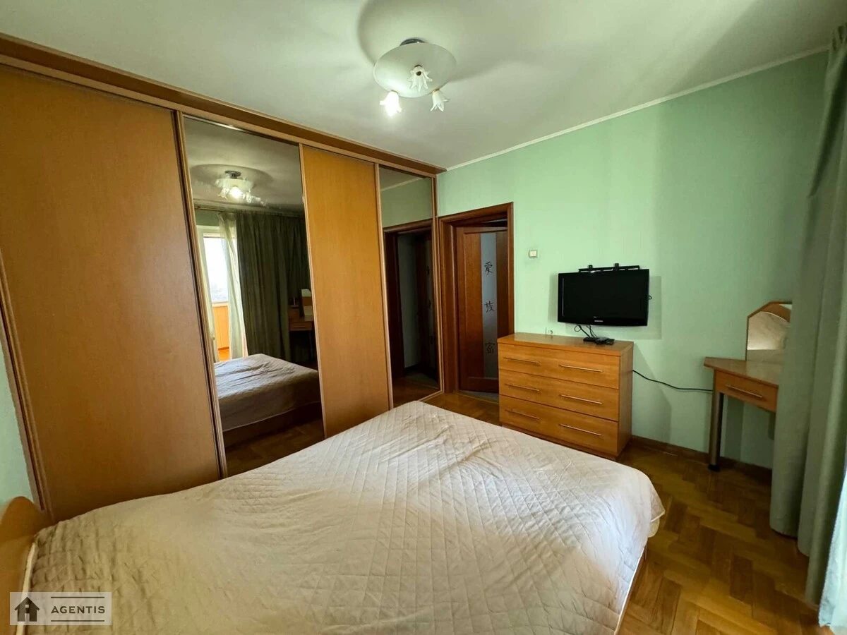 Здам квартиру 2 кімнати, 55 m², 7 пов./16 поверхів. 1, Леся Курбаса 1, Київ. 