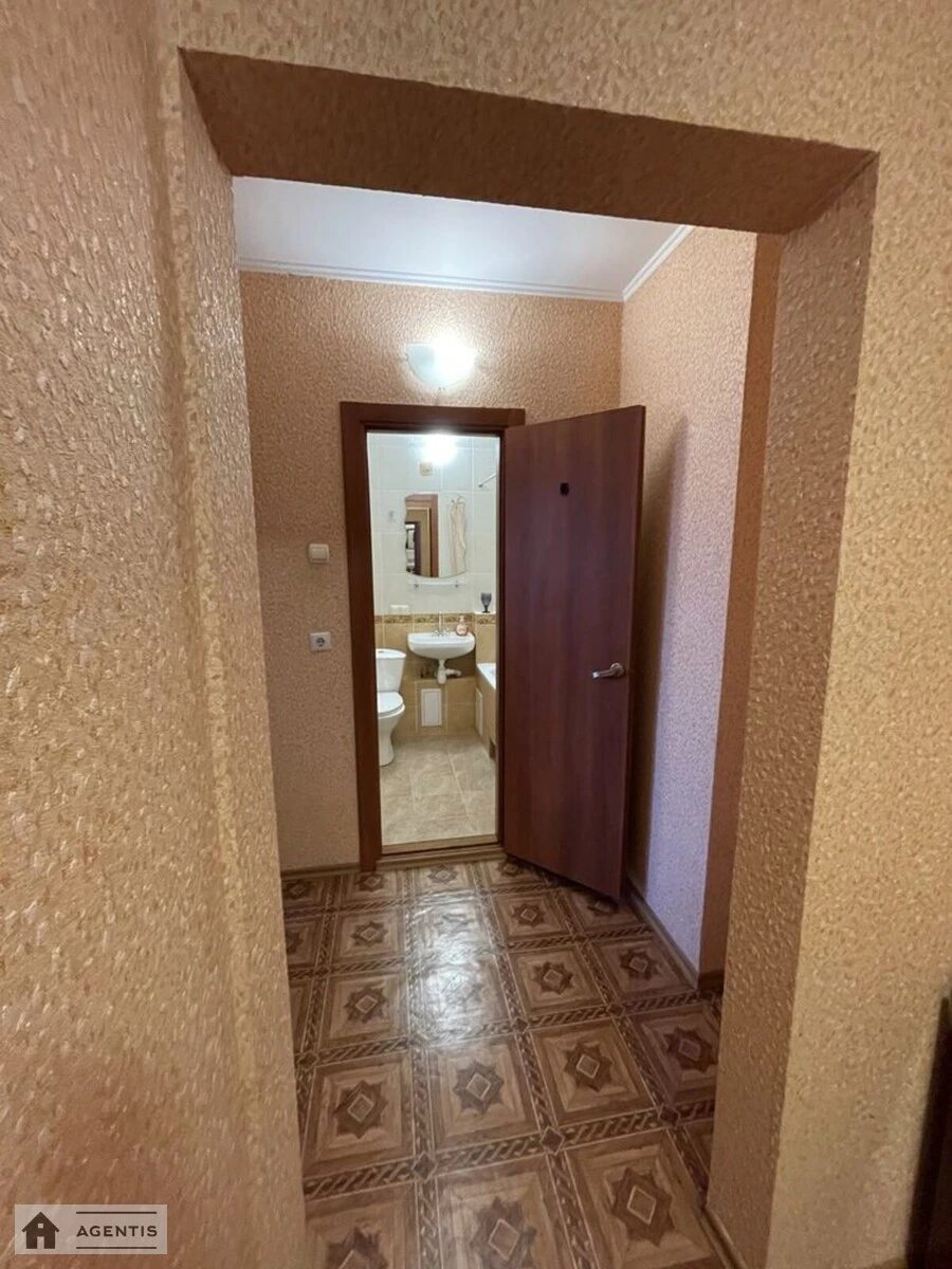 Здам квартиру 1 кімната, 42 m², 21 пов./22 поверхи. Олени Пчілки вул., Київ. 