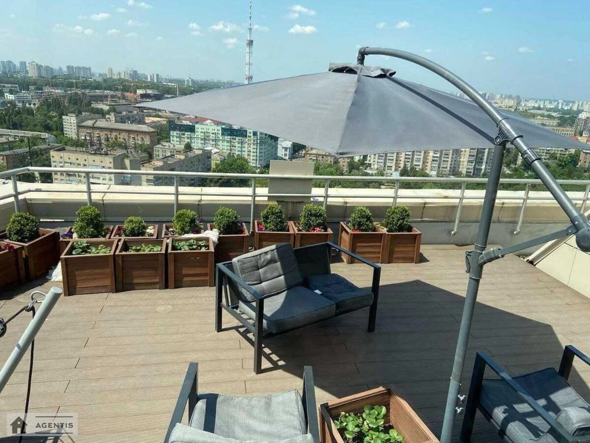 Apartment for rent 4 rooms, 135 m², 25th fl./25 floors. 18, Yuriya Illyenka vul. Melnykova, Kyiv. 