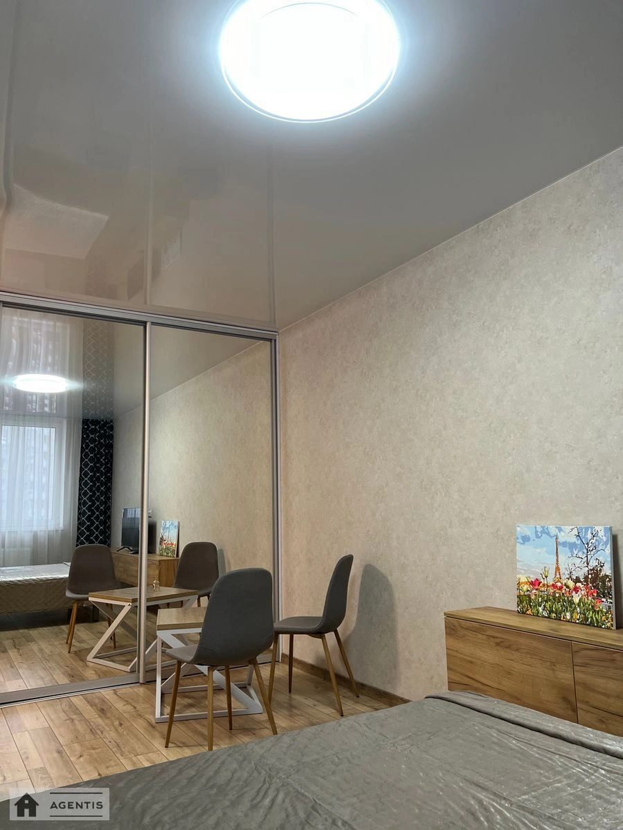 Apartment for rent 1 room, 51 m², 11th fl./25 floors. 3, Baltiyskiy 3, Kyiv. 