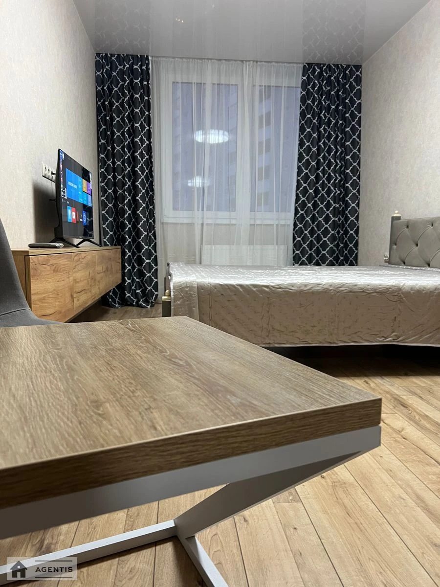 Сдам квартиру 1 комната, 51 m², 11 эт./25 этажей. 3, Балтийский 3, Киев. 