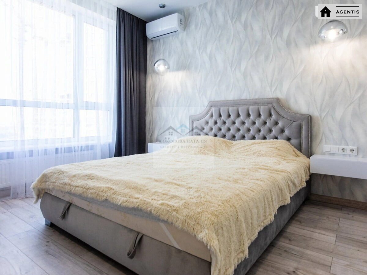 Apartment for rent 3 rooms, 96 m², 17th fl./22 floors. 2, Osokorska 2, Kyiv. 