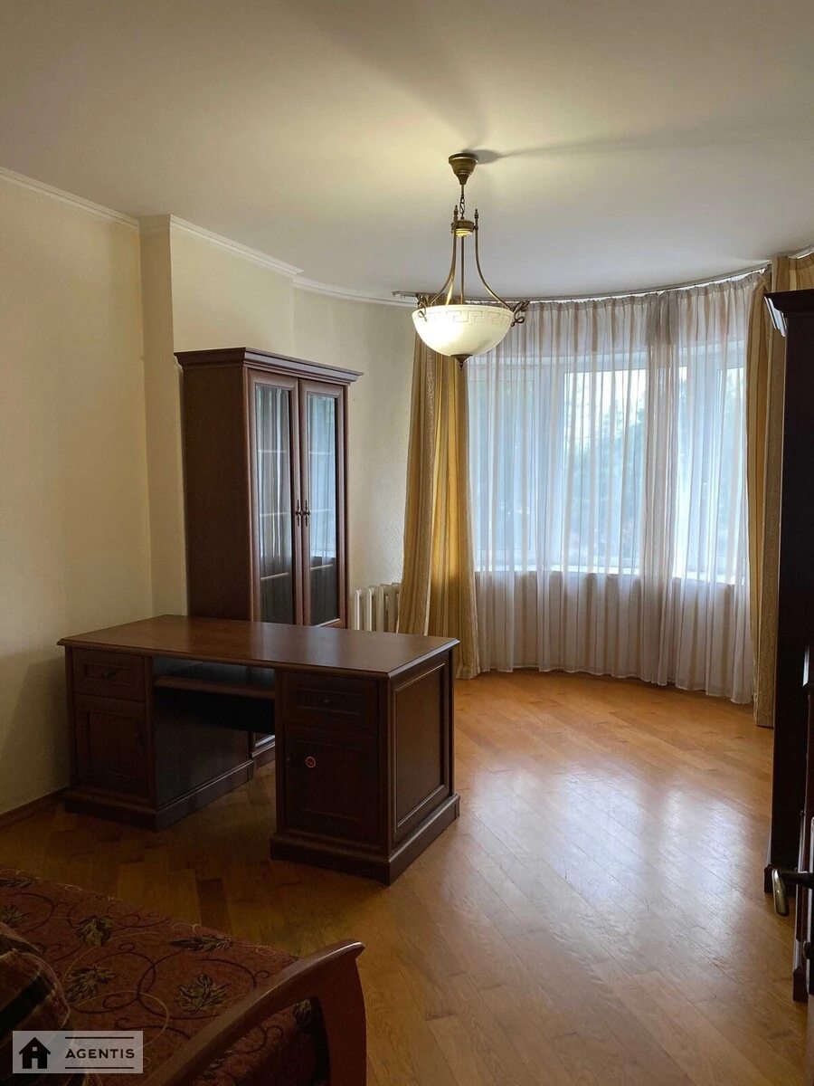 Apartment for rent 3 rooms, 120 m², 2nd fl./23 floors. 12, Ihorya Shamo bulv. Oleksiya Davydova, Kyiv. 