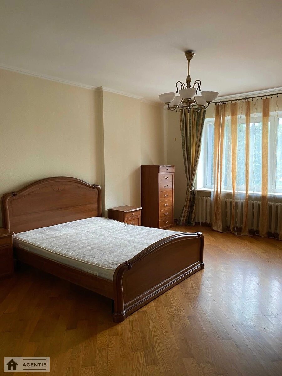 Apartment for rent 3 rooms, 120 m², 2nd fl./23 floors. 12, Ihorya Shamo bulv. Oleksiya Davydova, Kyiv. 