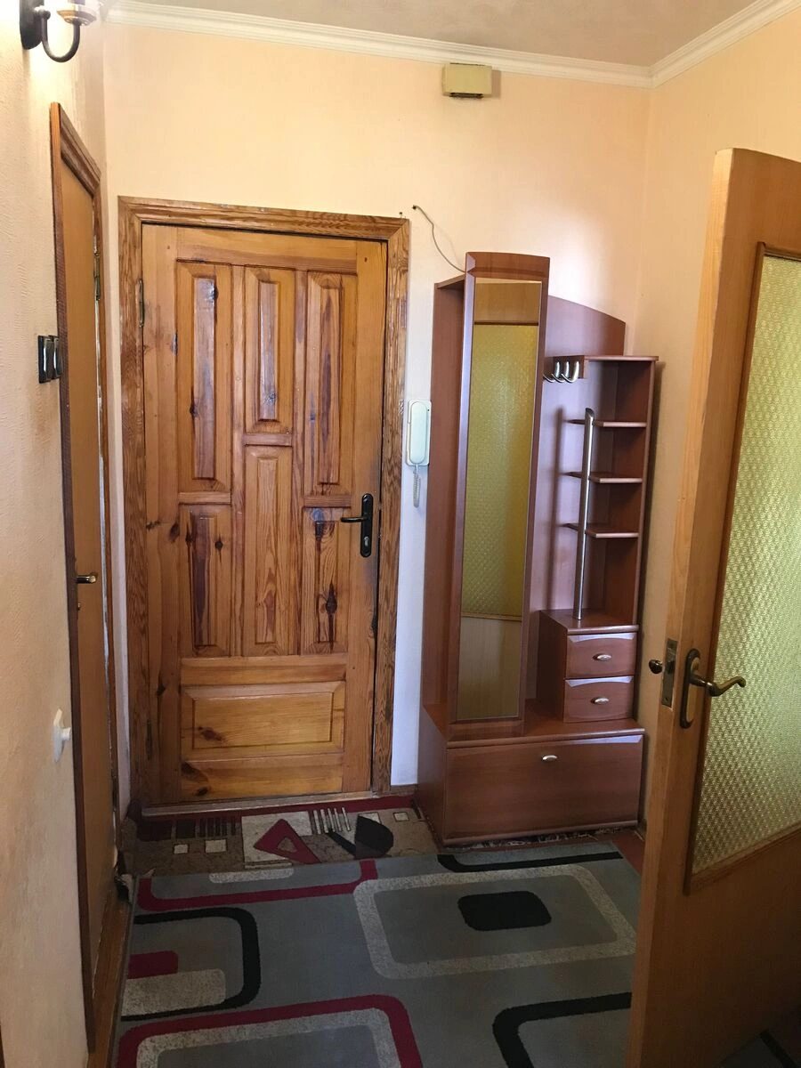 Здам квартиру 1 кімната, 36 m², 7 пов./9 поверхів. 4, Кикабидзе , Київ. 