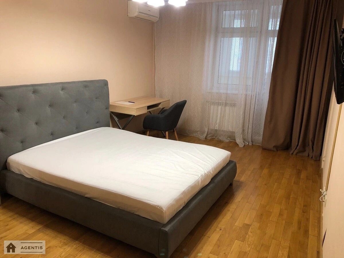 Сдам квартиру 1 комната, 50 m², 12 эт./24 этажа. 7, Петра Калнишевського вул. (Михайла Майорова), Киев. 