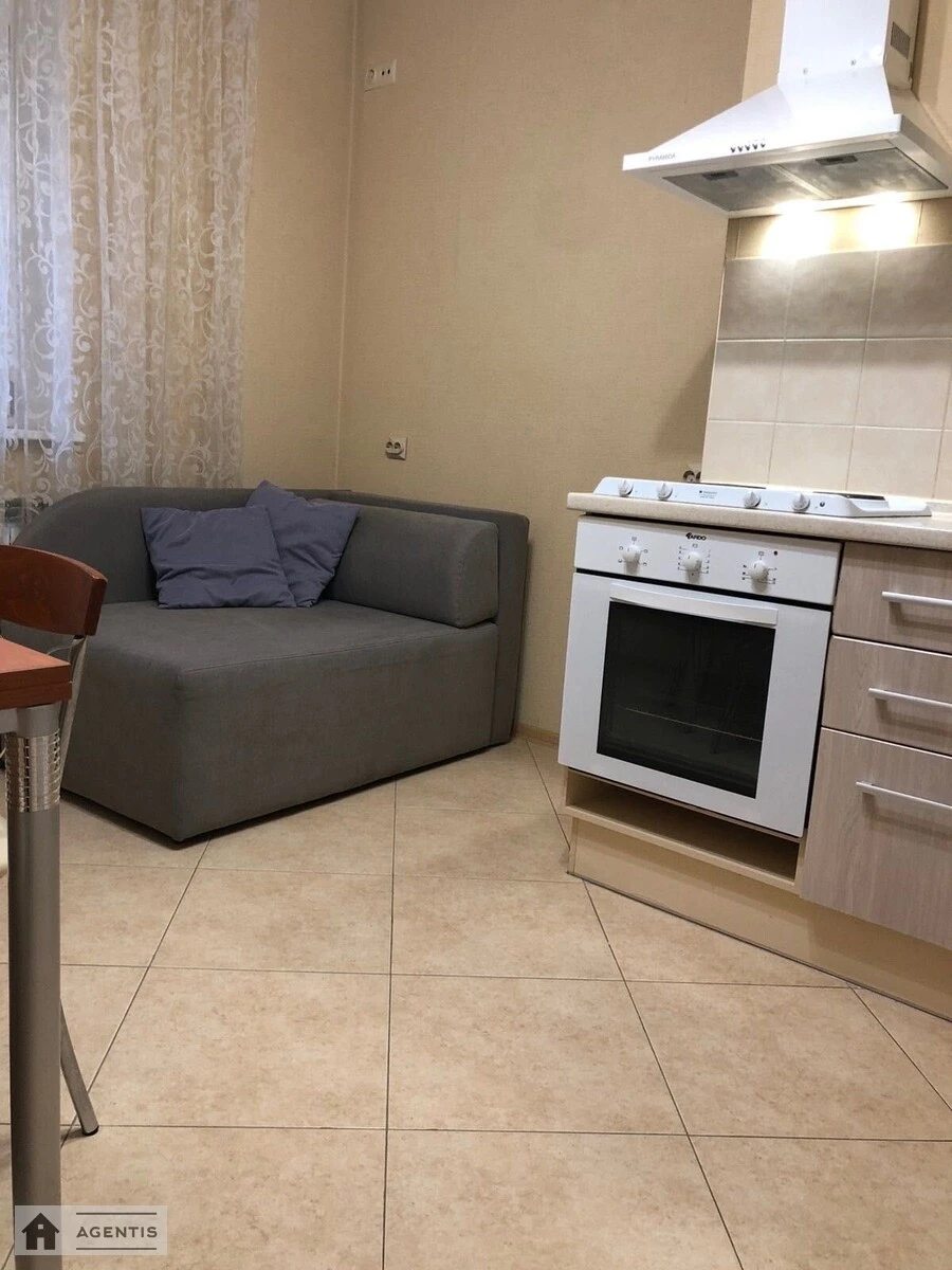 Apartment for rent 1 room, 50 m², 12th fl./24 floors. 7, Petra Kalnyshevskoho vul. Mykhayla Mayorova, Kyiv. 