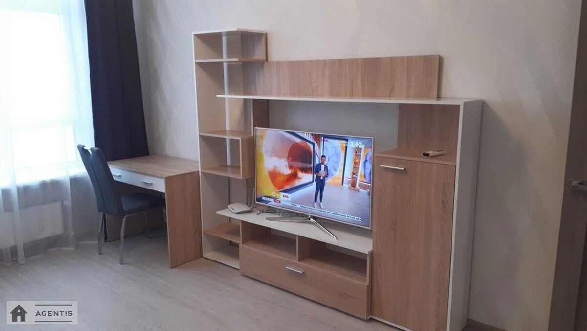 Здам квартиру 1 кімната, 42 m², 10 пов./16 поверхів. 52, Тираспольська 52, Київ. 