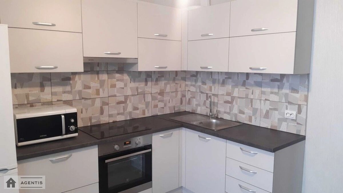 Здам квартиру 1 кімната, 42 m², 10 пов./16 поверхів. 52, Тираспольська 52, Київ. 