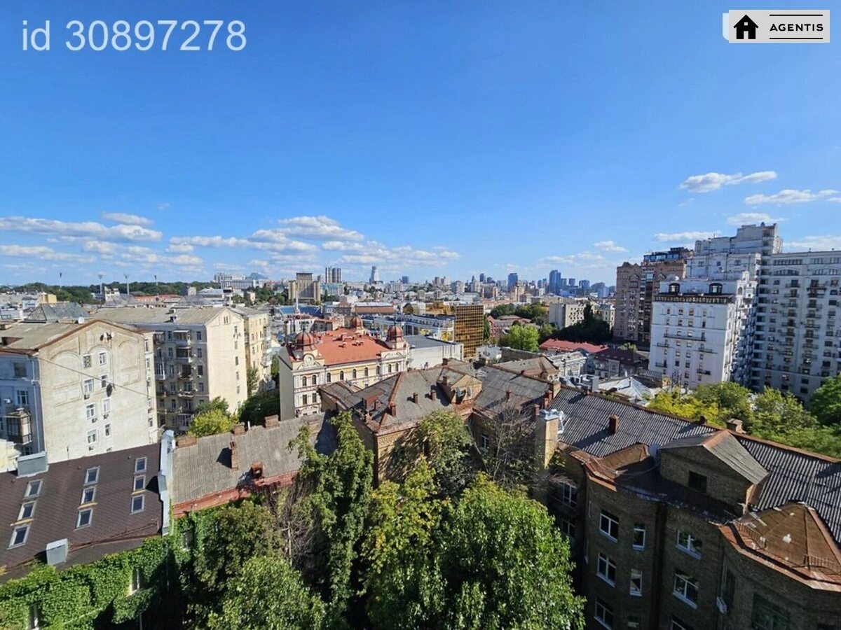 Здам квартиру 2 кімнати, 76 m², 8 пов./9 поверхів. 19, Володимирська 19, Київ. 