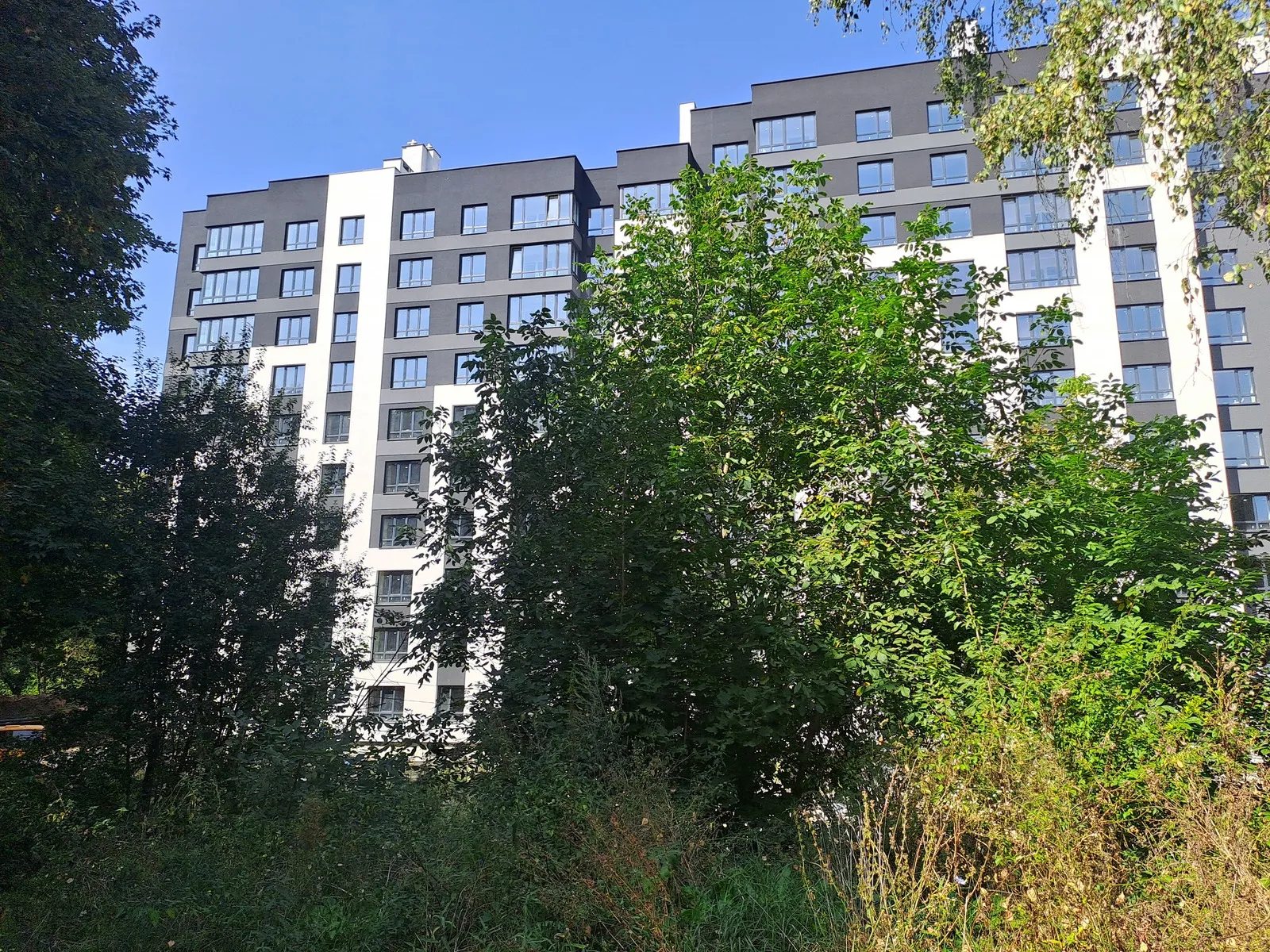 Apartments for sale 2 rooms, 612 m², 5th fl./10 floors. 29, Lvivska vul., Ternopil. 