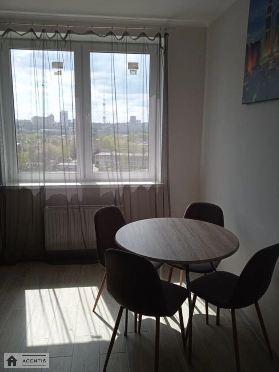 Apartment for rent 1 room, 30 m², 9th fl./10 floors. 34, Serhiya Danchenka vul., Kyiv. 