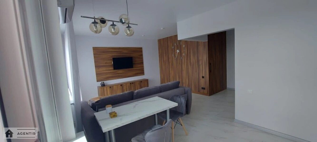 Apartment for rent 1 room, 36 m², 6th fl./13 floors. 6, Berkovetcka 6, Kyiv. 