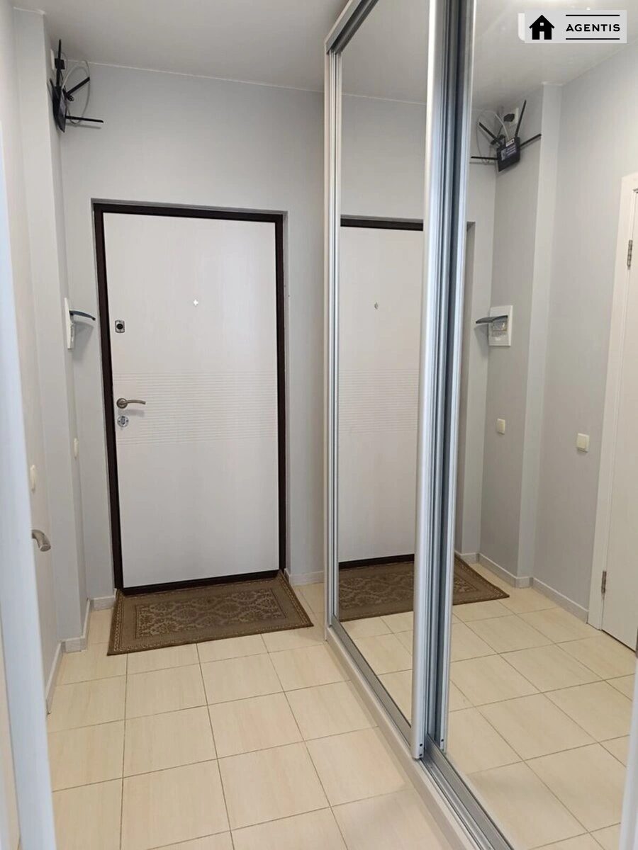 Здам квартиру 1 кімната, 38 m², 11 пов./16 поверхів. 15, Харківське 15, Київ. 