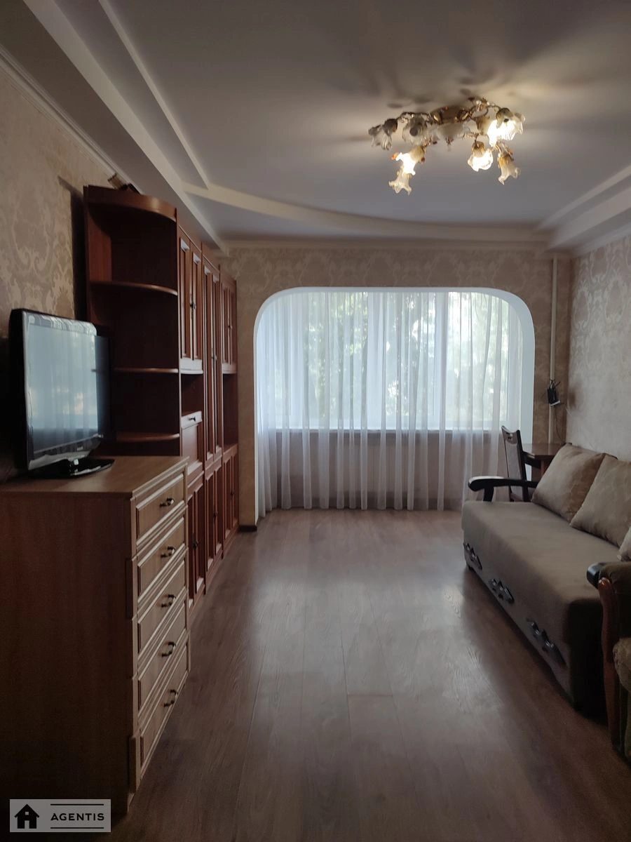 Здам квартиру 2 кімнати, 56 m², 2 пов./9 поверхів. 11, Шолом-Алейхема 11, Київ. 