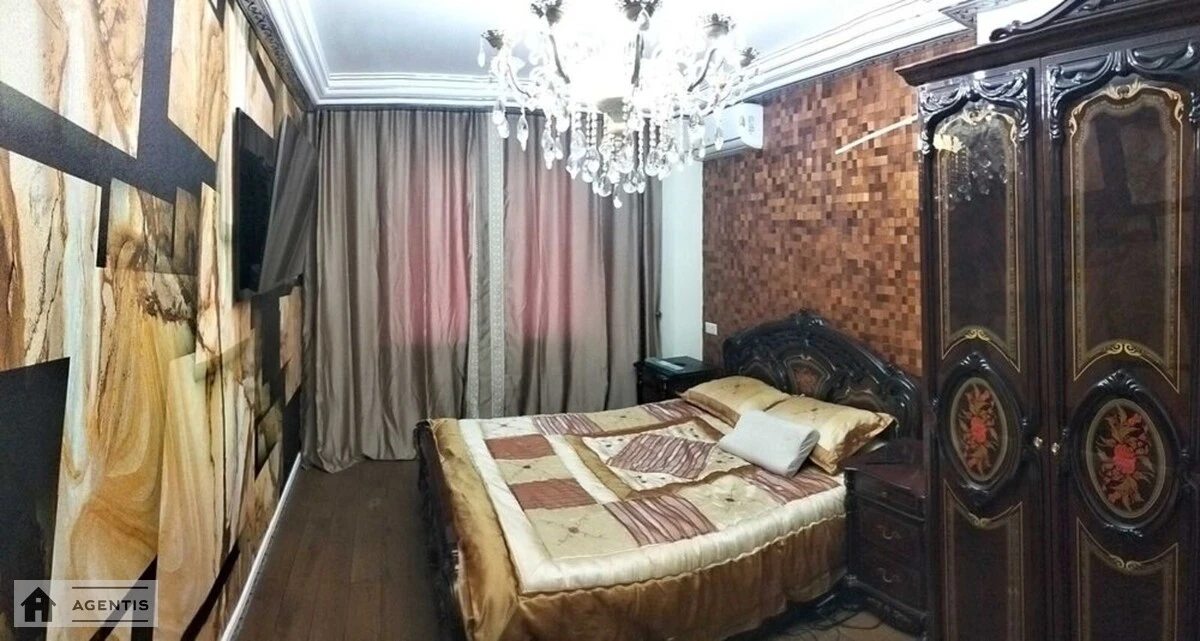 Сдам квартиру 2 комнаты, 70 m², 13 эт./26 этажей. 2, Новополевая 2, Киев. 