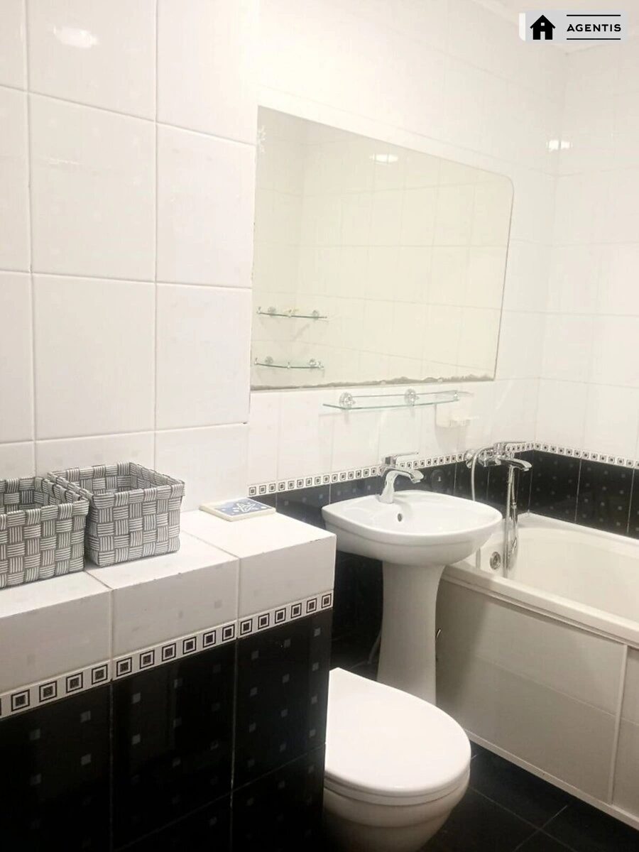 Сдам квартиру 2 комнаты, 48 m², 9 эт./16 этажей. 17, Миколи Закревського вул., Киев. 