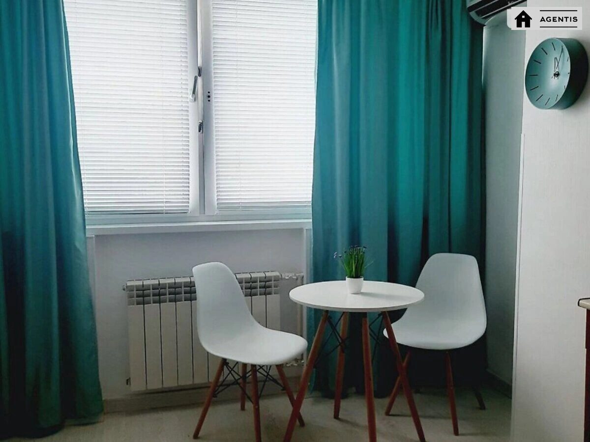 Apartment for rent 2 rooms, 48 m², 9th fl./16 floors. 17, Mykoly Zakrevskoho vul., Kyiv. 