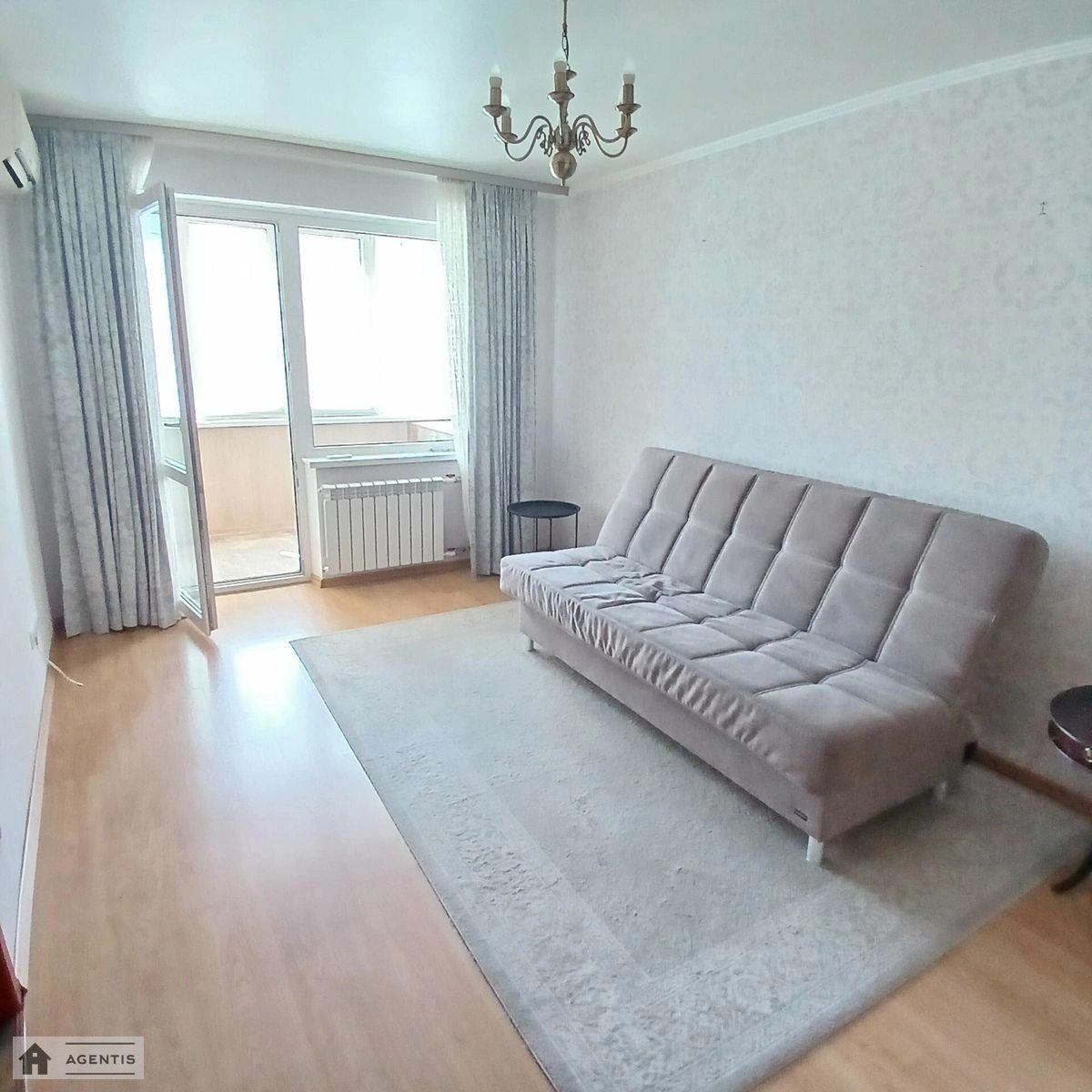 Apartment for rent 2 rooms, 437 m², 5th fl./9 floors. 22, Romana Shukhevycha prosp. Henerala Vatutina, Kyiv. 