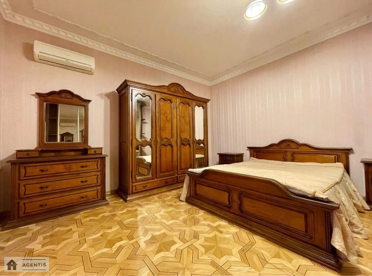 Apartment for rent 4 rooms, 225 m², 20th fl./25 floors. 32, Yevhena Konovaltsya vul. Shchorsa, Kyiv. 