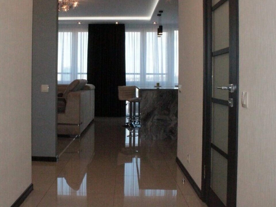 Apartment for rent 3 rooms, 100 m², 15th fl./25 floors. 34, Zolotoustivska 34, Kyiv. 