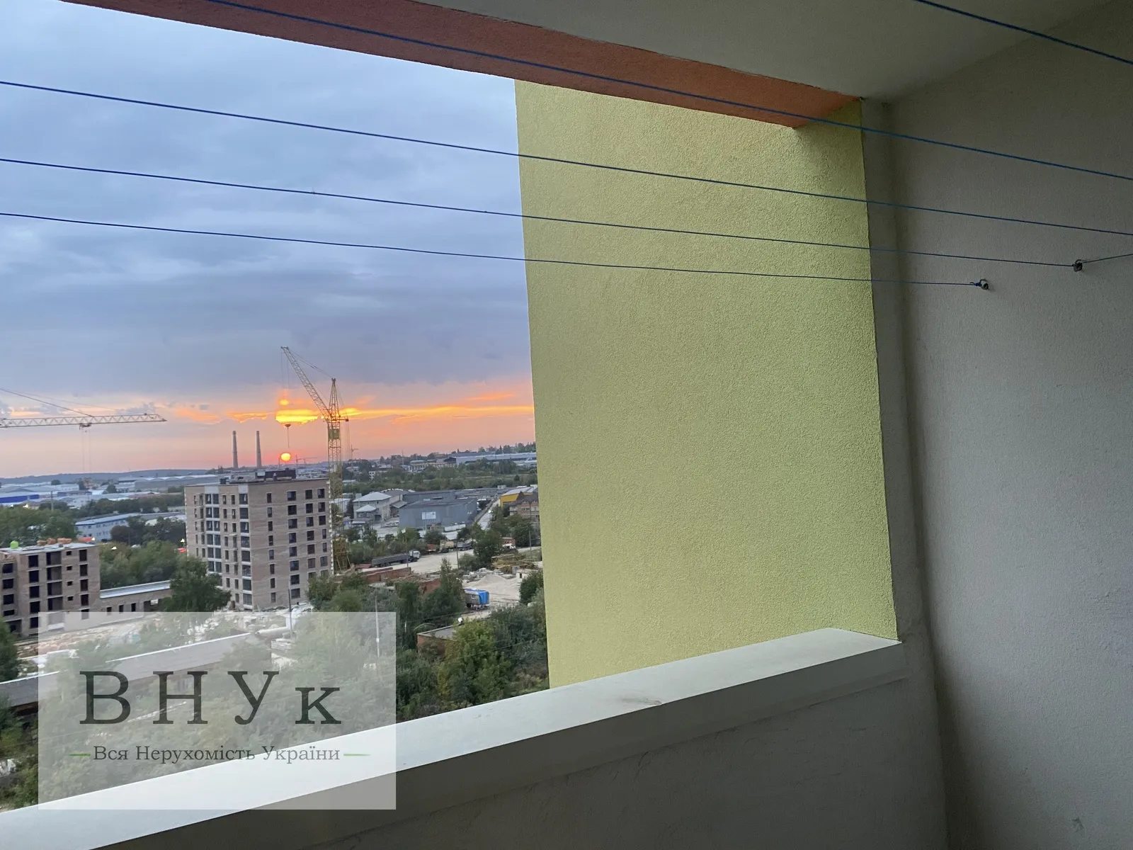 Apartments for sale 1 room, 49 m², 9th fl./10 floors. Heroyiv Chornobylya , Ternopil. 