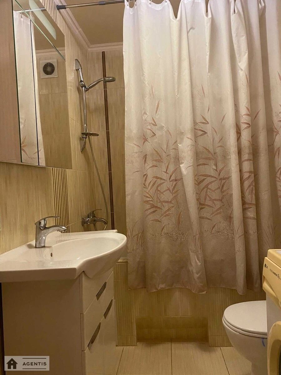 Apartment for rent 1 room, 48 m², 7th fl./10 floors. 18, Boholyubova , Sofiyivska Borshchahivka. 