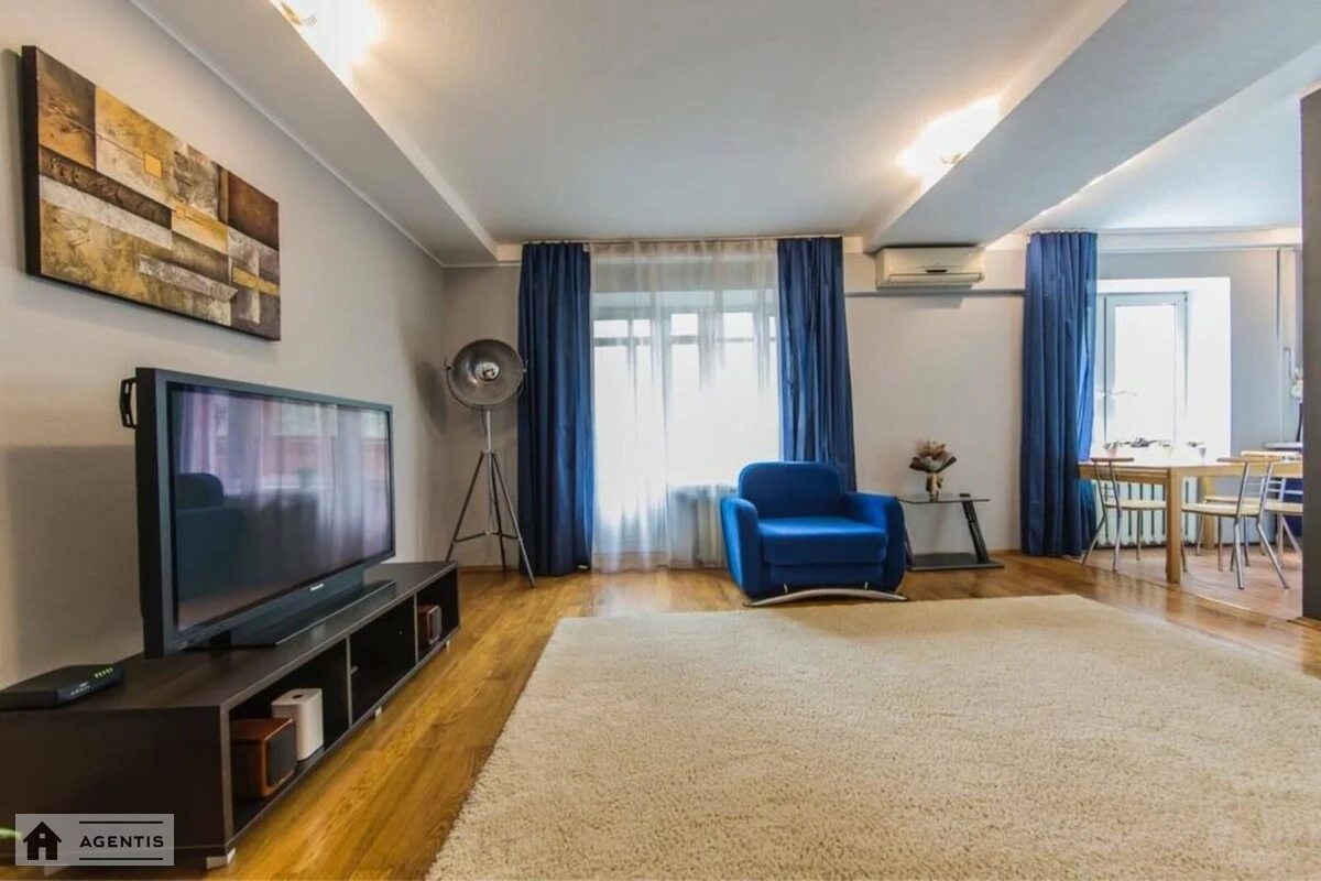 Apartment for rent 3 rooms, 90 m², 5th fl./9 floors. Velyka Vaselkivska, Kyiv. 