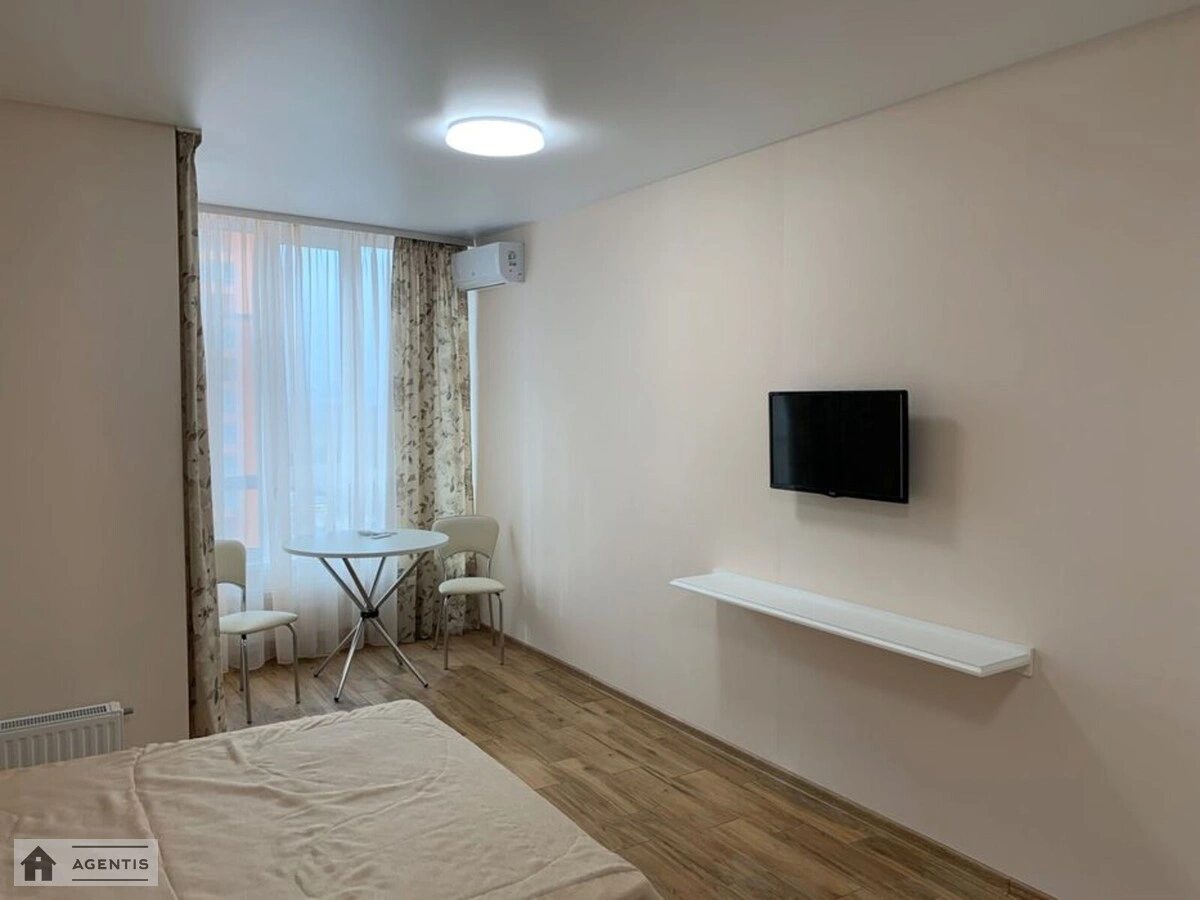 Сдам квартиру 1 комната, 32 m², 16 эт./26 этажей. 62, Каховская 62, Киев. 