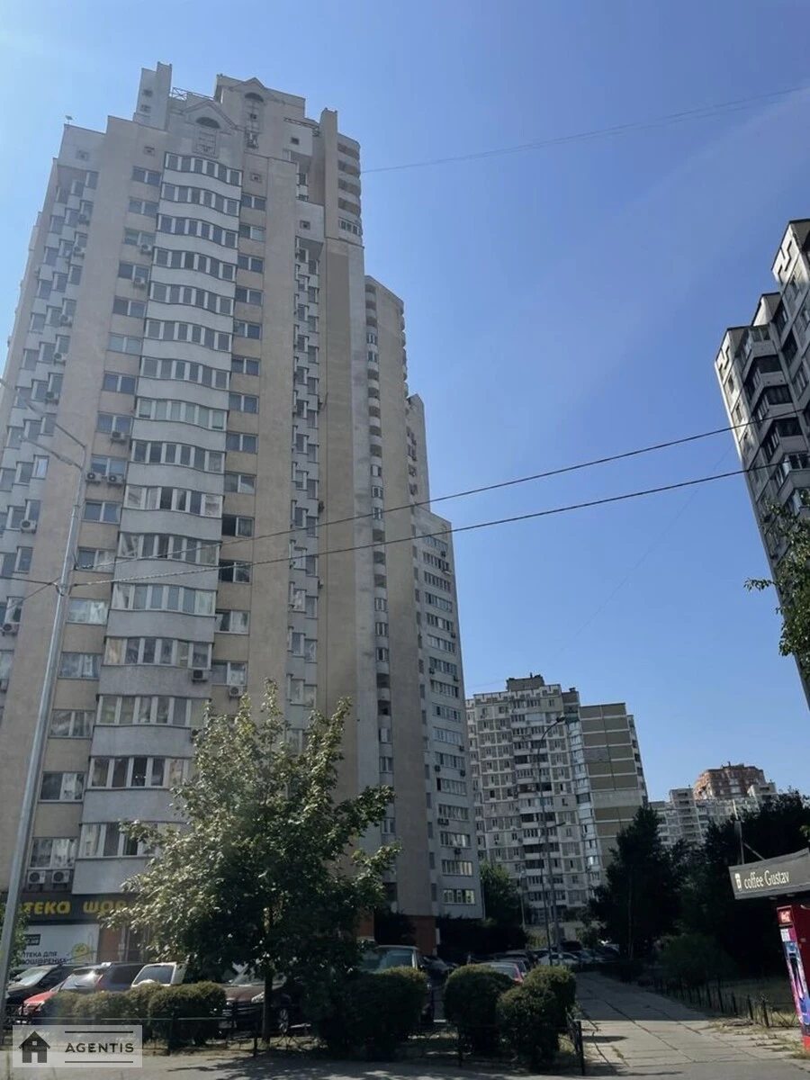 Apartment for rent 2 rooms, 113 m², 2nd fl./24 floors. 2, Sribnokilska 2, Kyiv. 