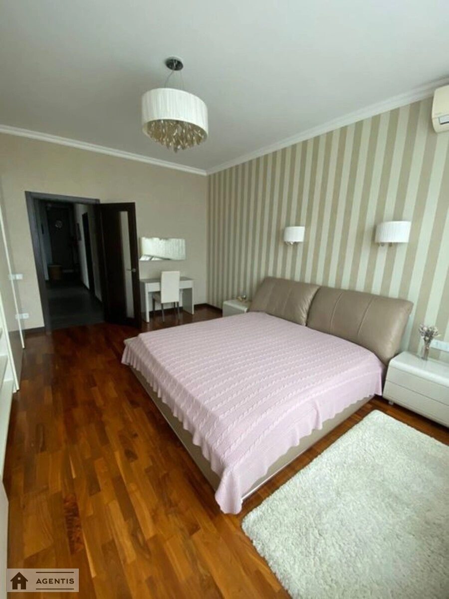 Apartment for rent 2 rooms, 90 m², 17th fl./17 floors. 9, Andriya Verkhohlyada vul. Mykhayla Drahomirova, Kyiv. 