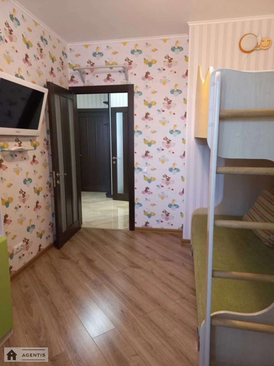 Сдам квартиру 2 комнаты, 50 m², 9 эт./25 этажей. 9, Єлизавети Чавдар вул., Киев. 