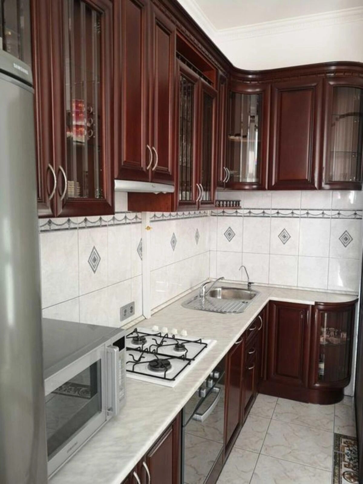 Apartment for rent 2 rooms, 70 m², 6th fl./6 floors. 3, Bankova 3, Kyiv. 