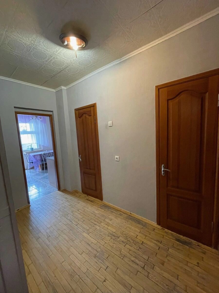 Сдам квартиру 1 комната, 45 m², 5 эт./18 этажей. 10, Лариси Руденко вул., Киев. 