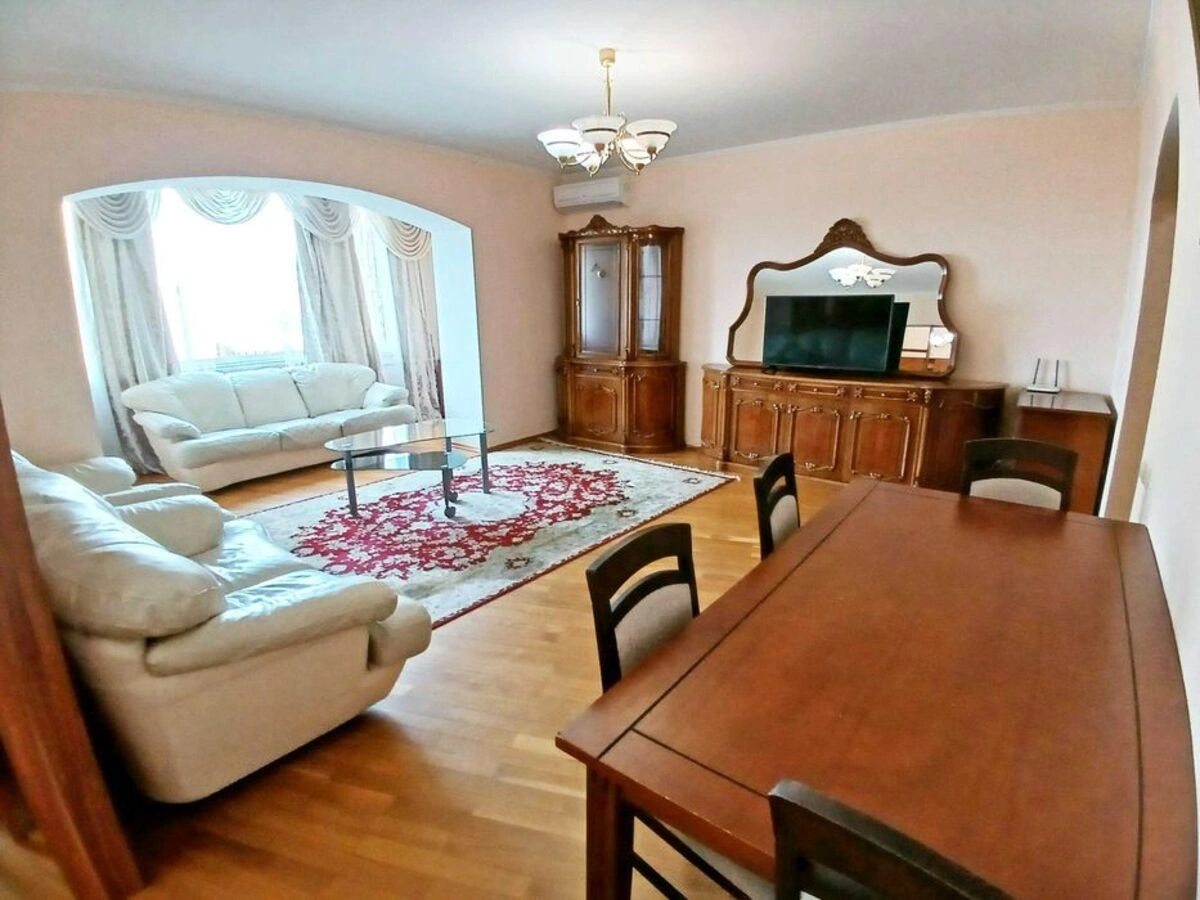 Apartment for rent 4 rooms, 126 m², 14th fl./22 floors. 21, Lesi Ukrayinky 21, Kyiv. 