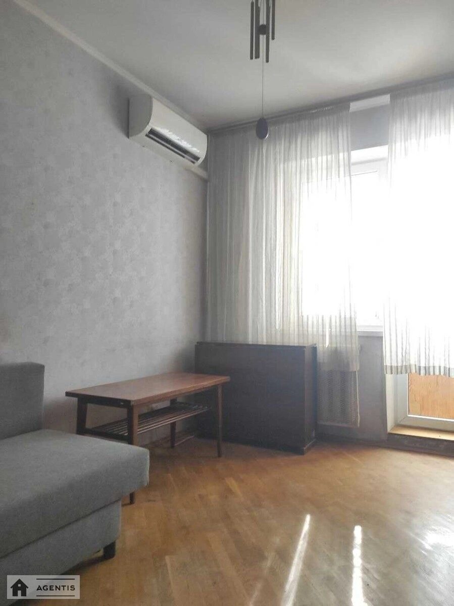 Здам квартиру 2 кімнати, 52 m², 7 пов./9 поверхів. 3, Вірменська 3, Київ. 