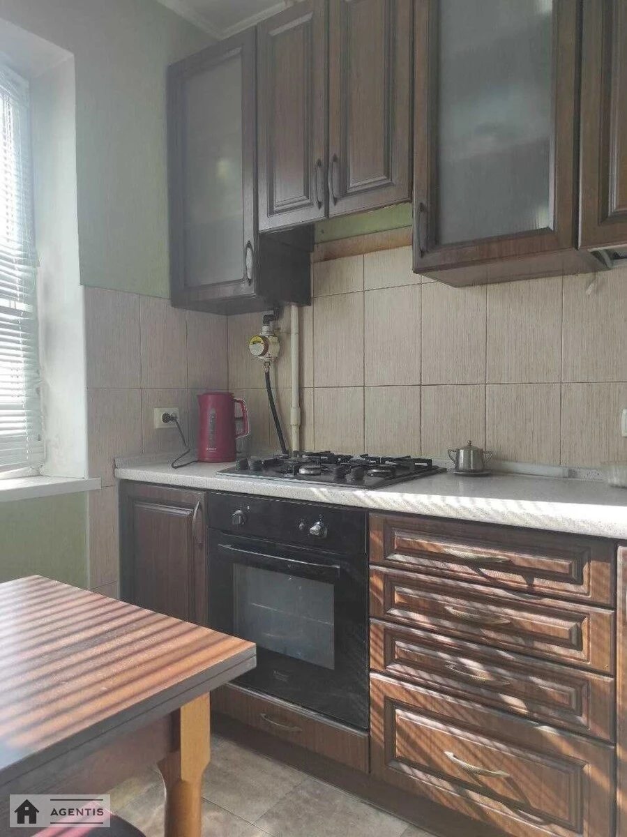 Apartment for rent 2 rooms, 52 m², 7th fl./9 floors. 3, Virmenska 3, Kyiv. 