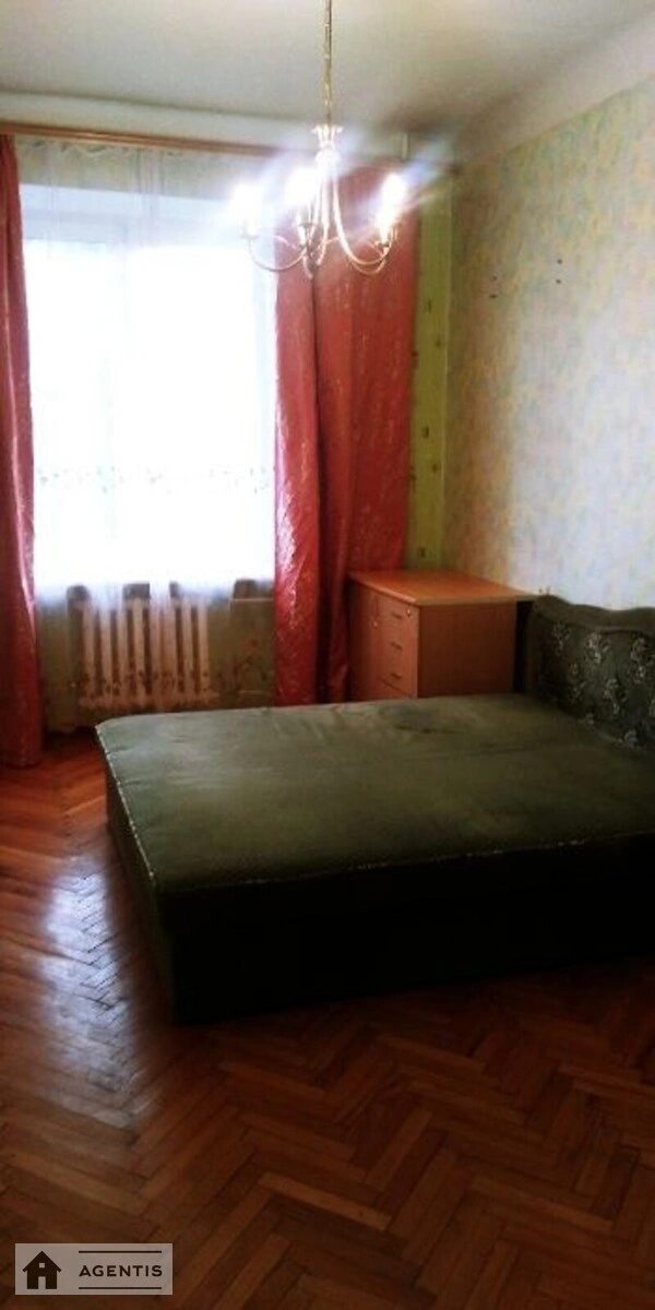 Apartment for rent 2 rooms, 61 m², 3rd fl./5 floors. Beresteyskyy prosp. Peremohy, Kyiv. 