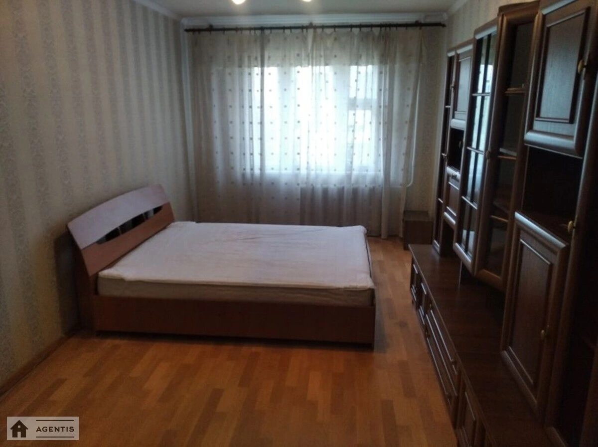 Apartment for rent 1 room, 45 m², 2nd fl./16 floors. 16, Urlivska 16, Kyiv. 