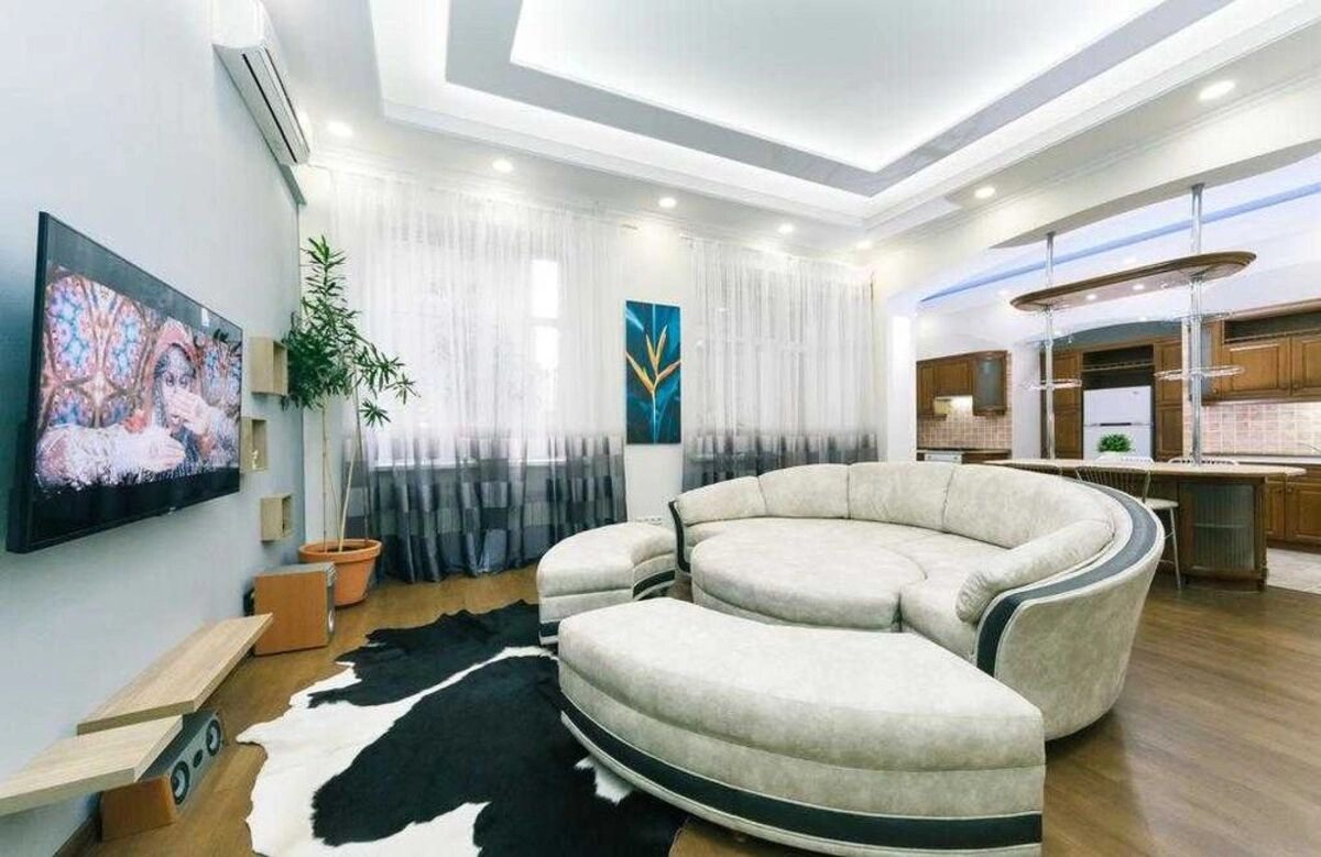 Apartment for rent 3 rooms, 100 m², 2nd fl./5 floors. 24, Antonovycha vul., Kyiv. 