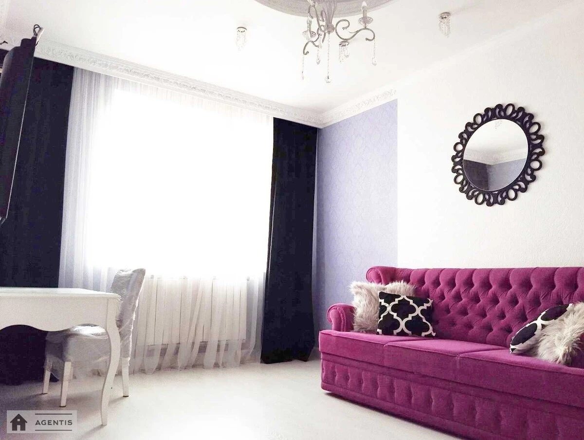 Apartment for rent 3 rooms, 85 m², 6th fl./9 floors. 3, Obolonska Naberezhna 3, Kyiv. 