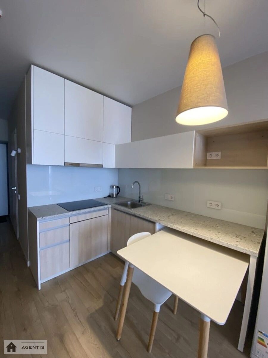 Сдам квартиру 1 комната, 42 m², 12 эт./24 этажа. 100, Васильковская 100, Киев. 