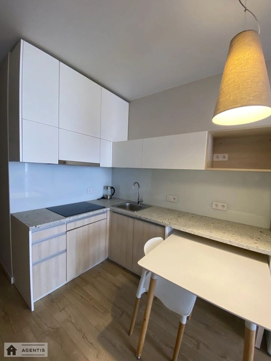 Сдам квартиру 1 комната, 42 m², 12 эт./24 этажа. 100, Васильковская 100, Киев. 