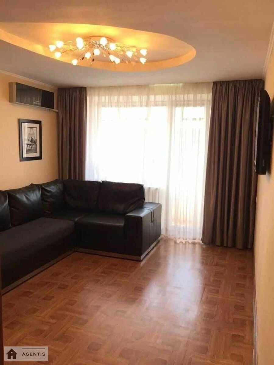 Apartment for rent 1 room, 38 m², 4th fl./9 floors. 8, Lytovskiy 8, Kyiv. 