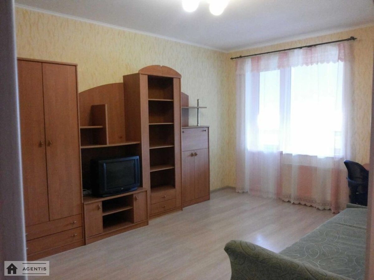 Apartment for rent 1 room, 41 m², 9th fl./24 floors. 6, Dragomanova 6, Kyiv. 